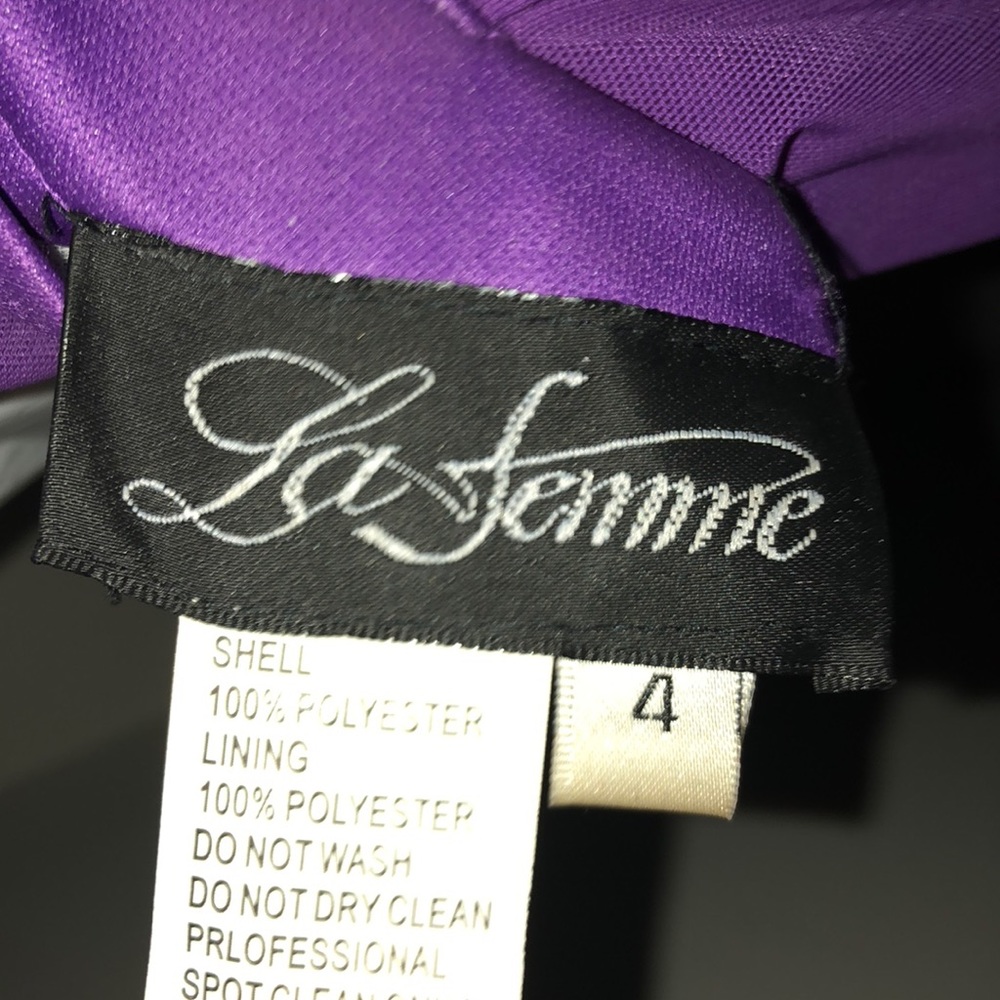 Beautiful Prom Dress - Picture 3 of 3